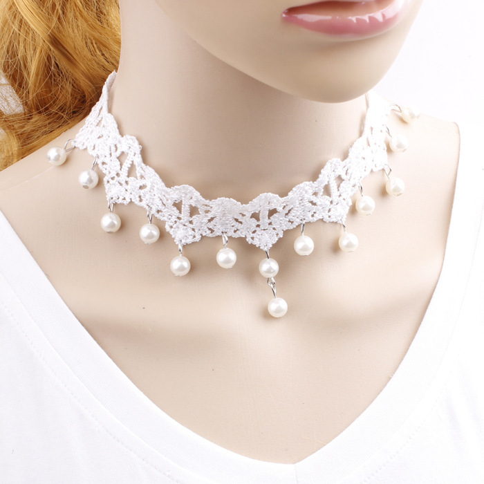 Vintage Lace Bridal Necklace